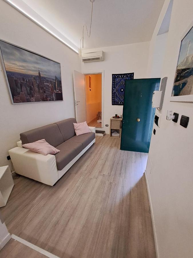 Appartamento In Centro Savona Luaran gambar
